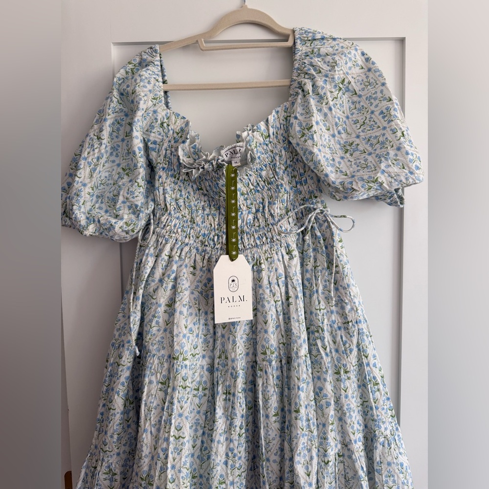 Palm Noosa Kub dress size 14 which is equivalent to US 10